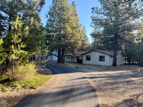 Tiny photo for 50842 Deer Forest Drive, La Pine, OR 97739 (MLS # 220227439)