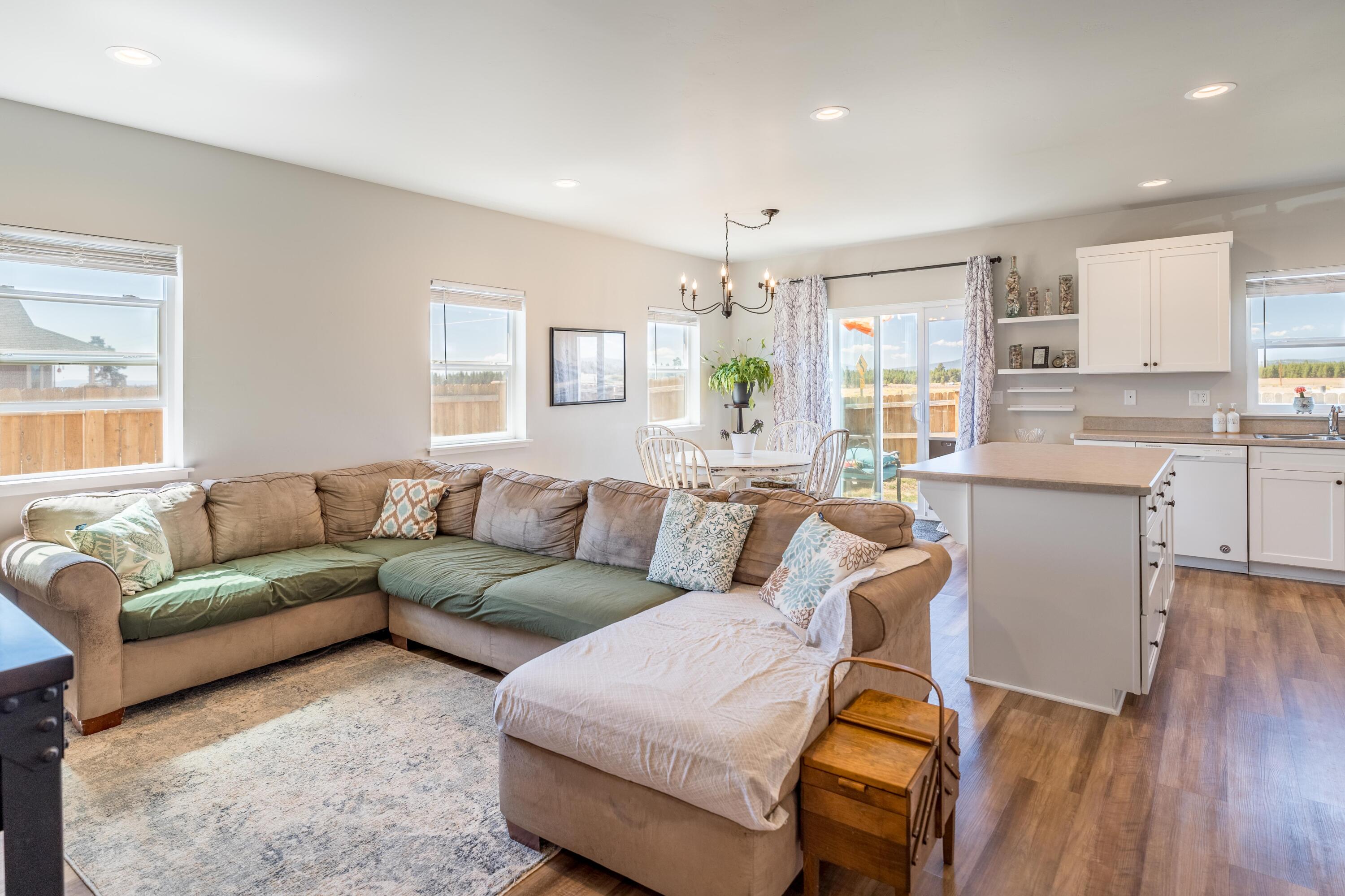 Huntington Meadows - Residential