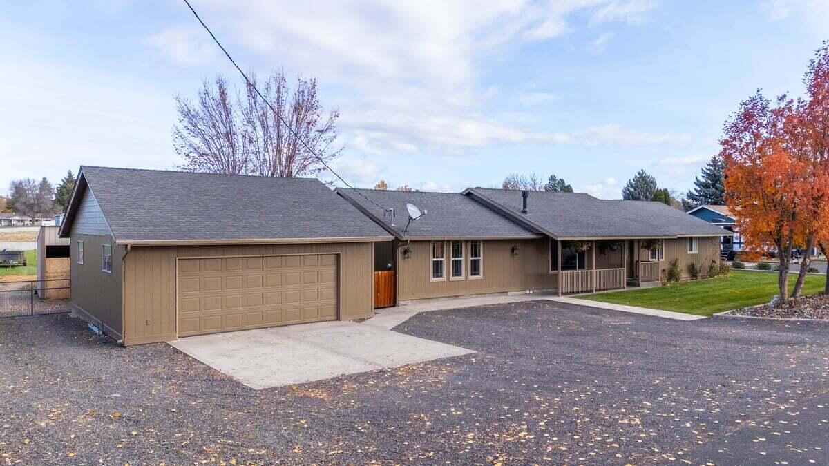 Buckaroo Acres - Residential