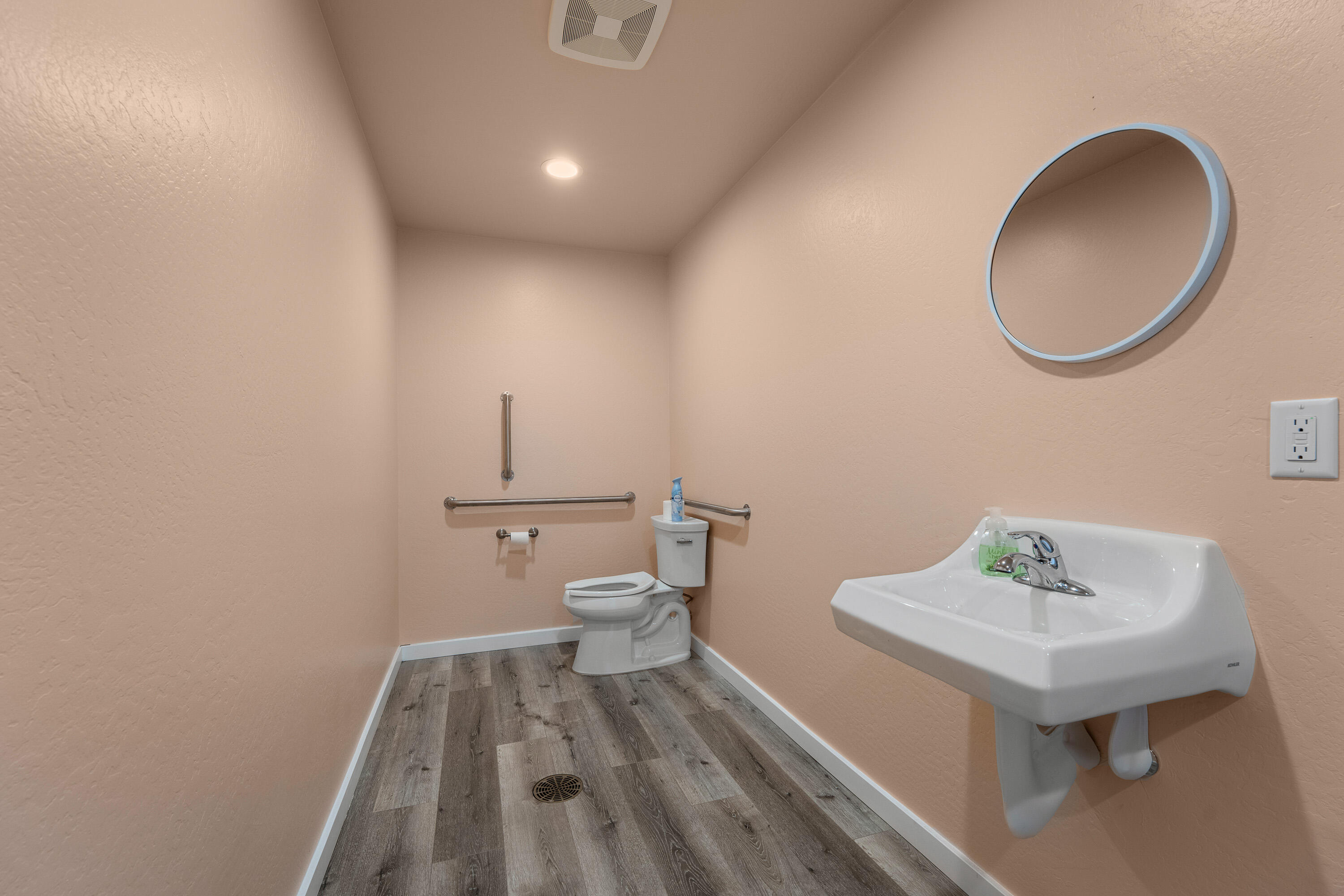 N/A - Commercial Sale