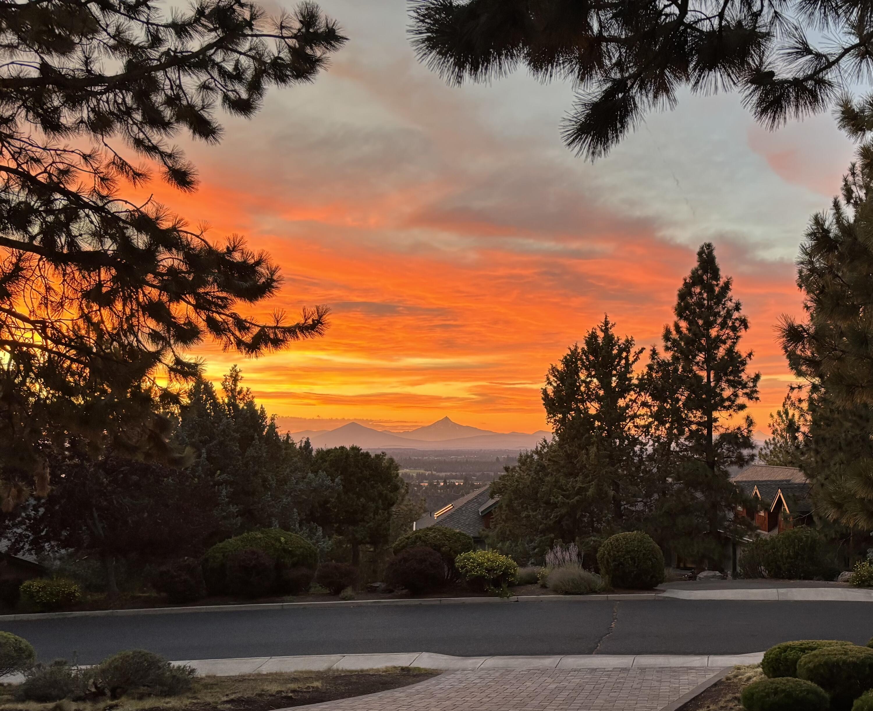 Awbrey Butte - Residential