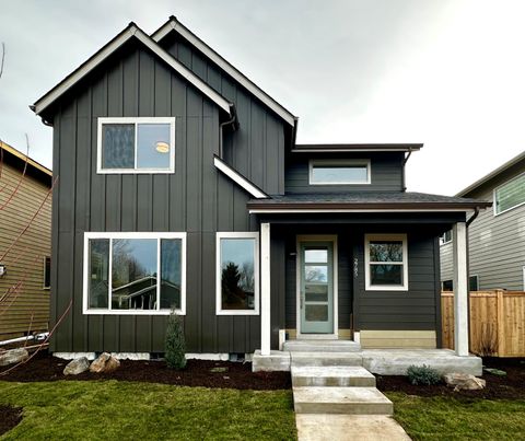 2785 NE Rainier Drive Lot 35 Bend OR 97701