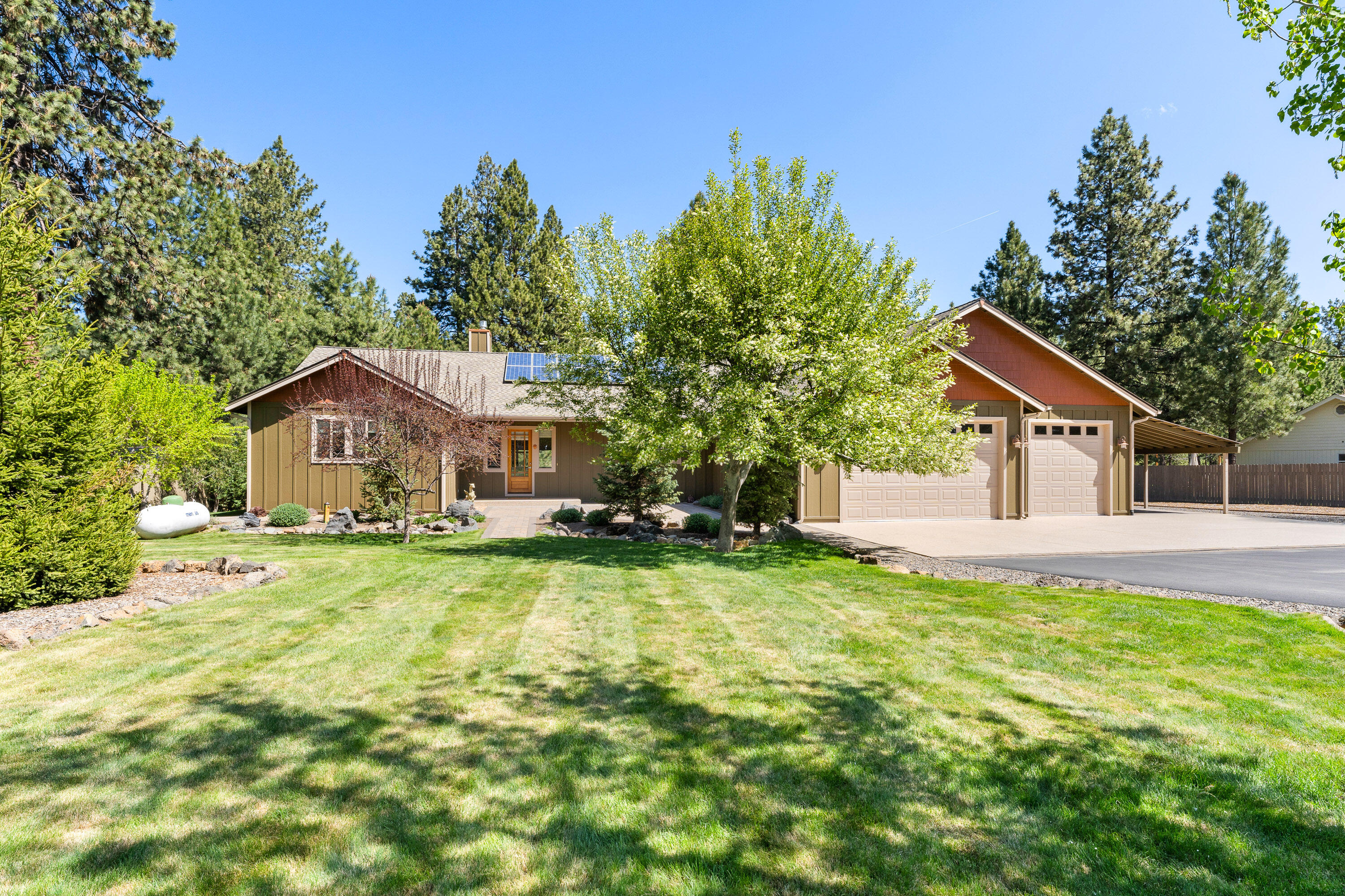 Deschutes RiverWoods - Residential