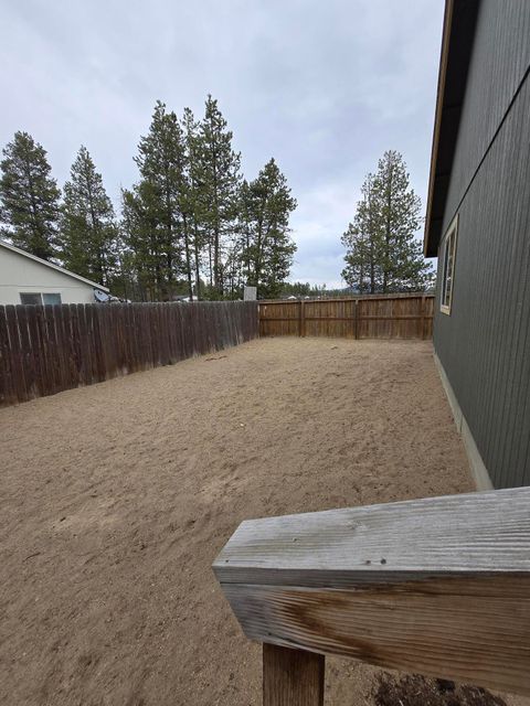 Tiny photo for 16498 Cassidy Drive, La Pine, OR 97739 (MLS # 220219975)