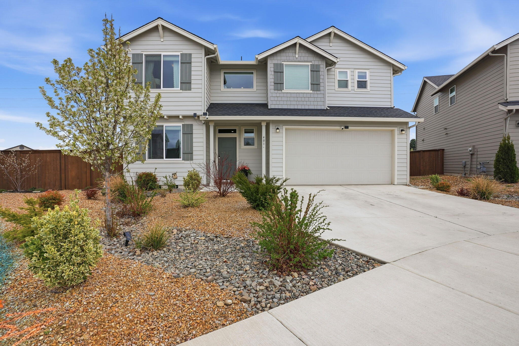 4015 SW Quartz Place