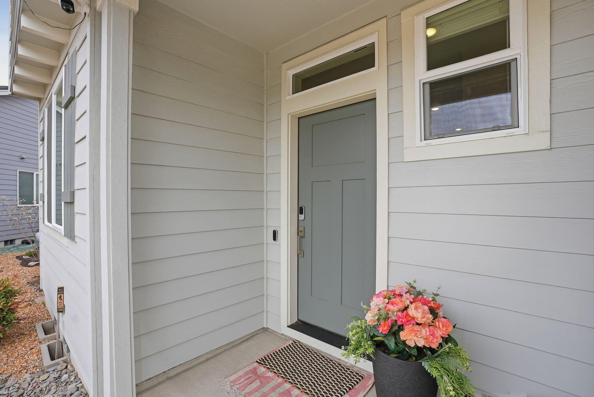 4015 SW Quartz Place