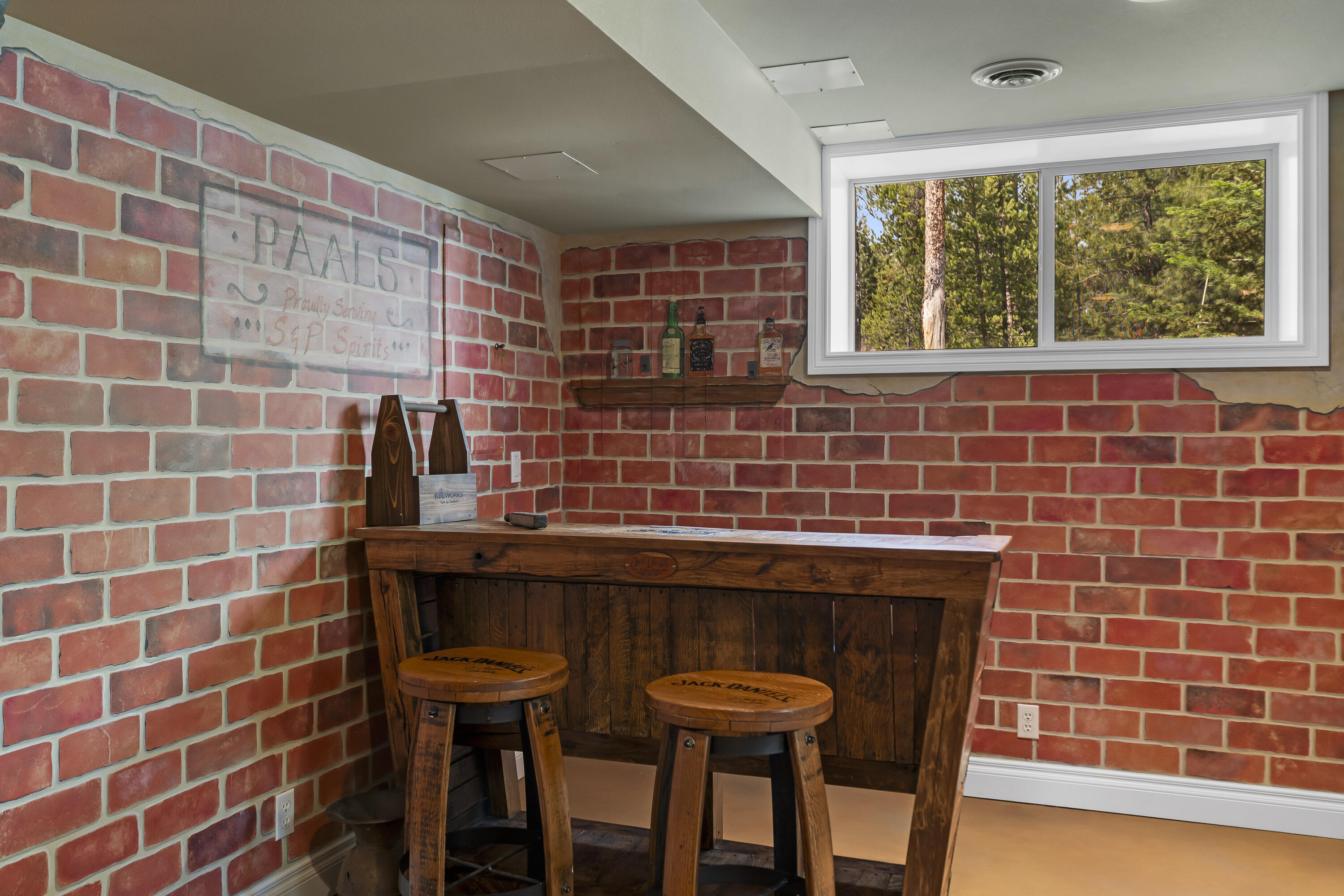 Fall River Estate - Residential