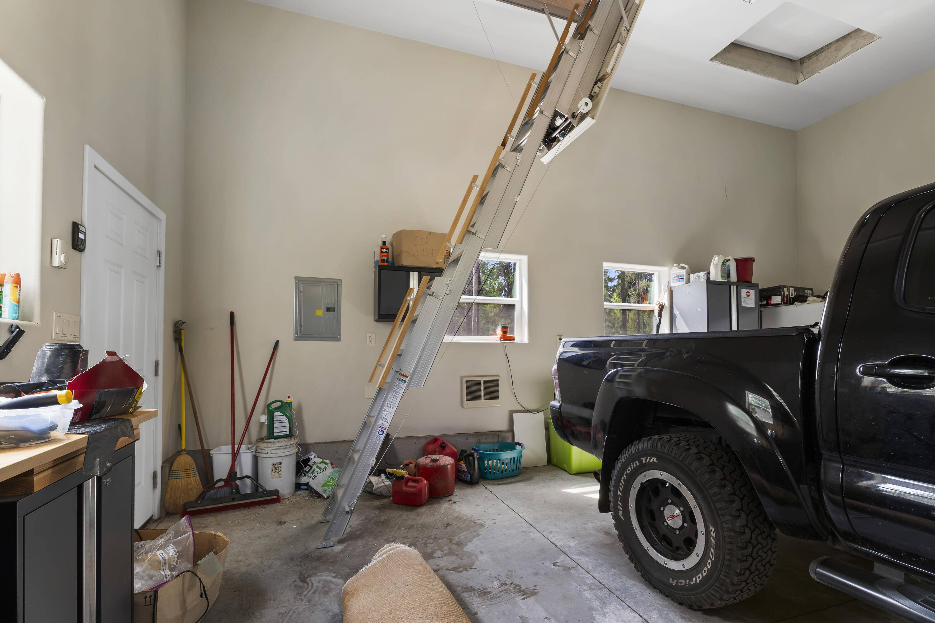 Fall River Estate - Residential