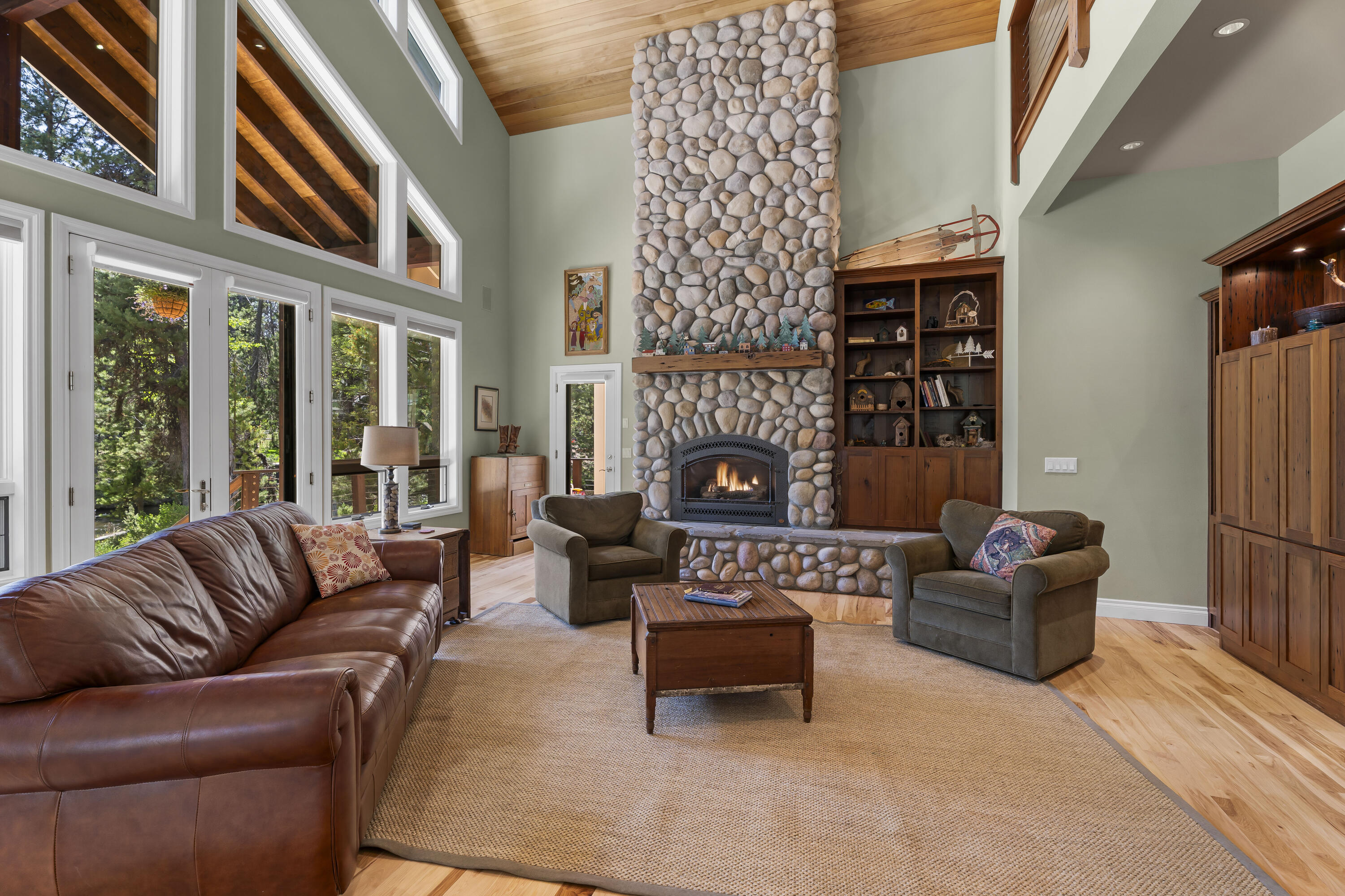 Fall River Estate - Residential