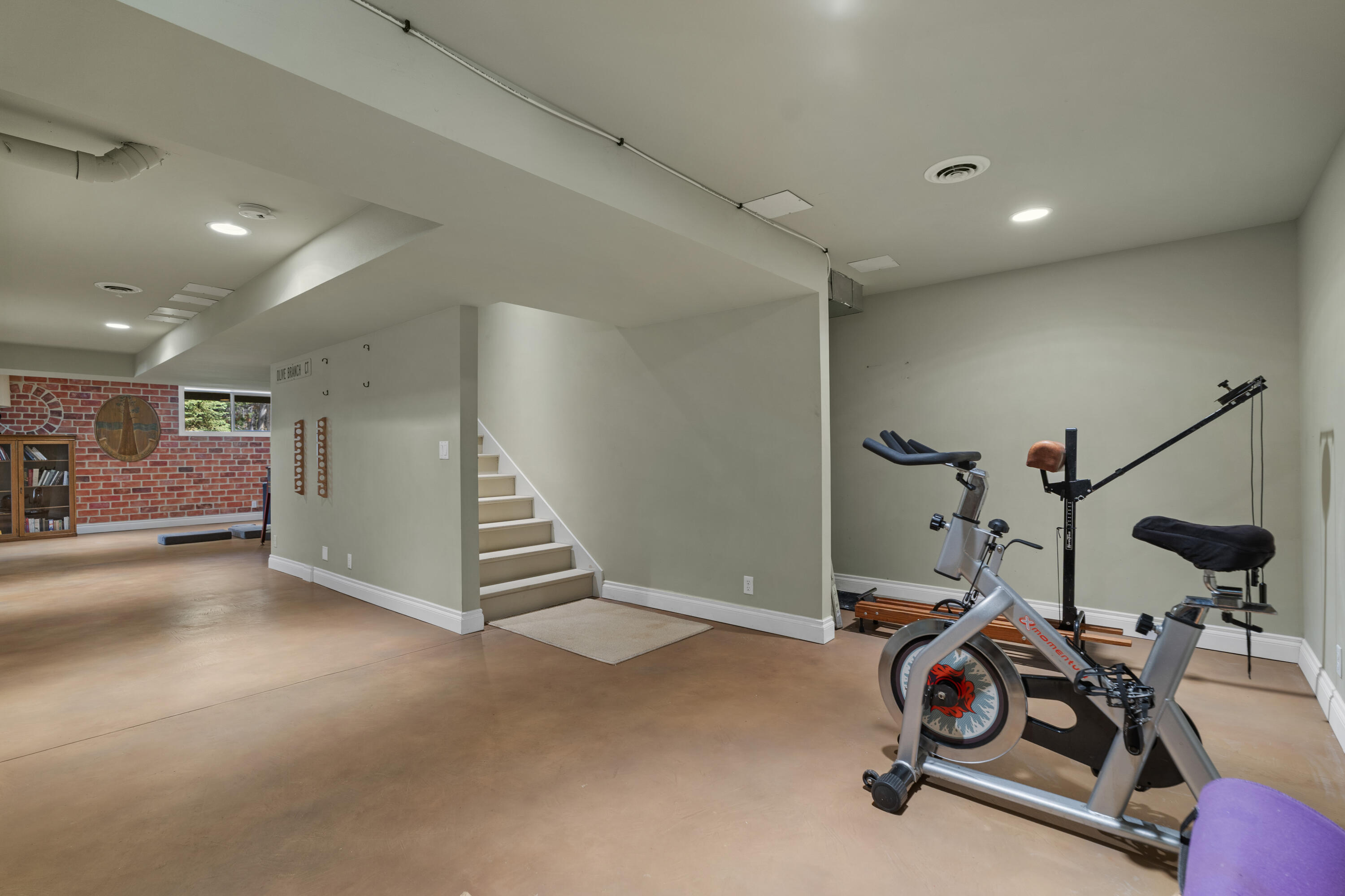 Fall River Estate - Residential