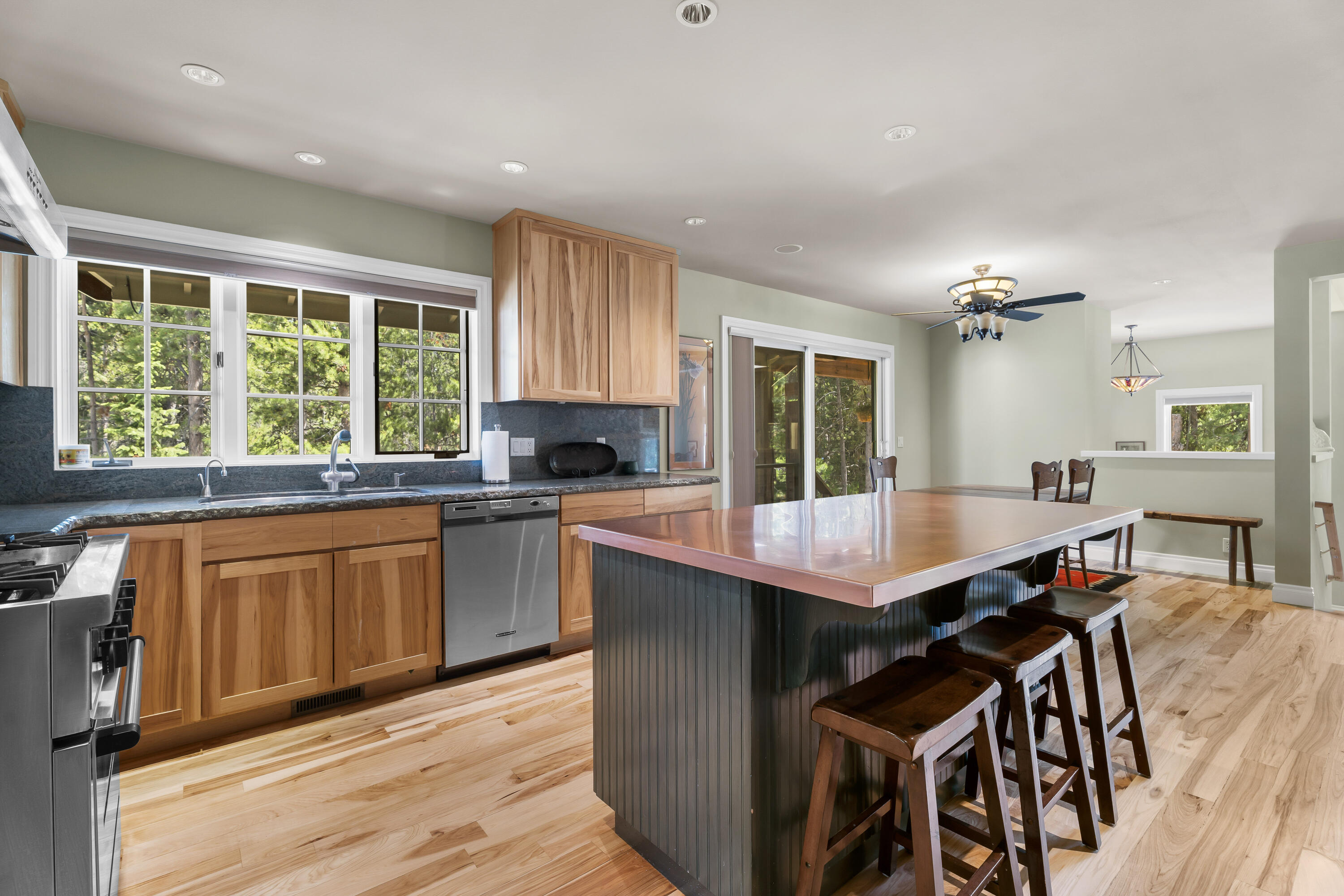 Fall River Estate - Residential