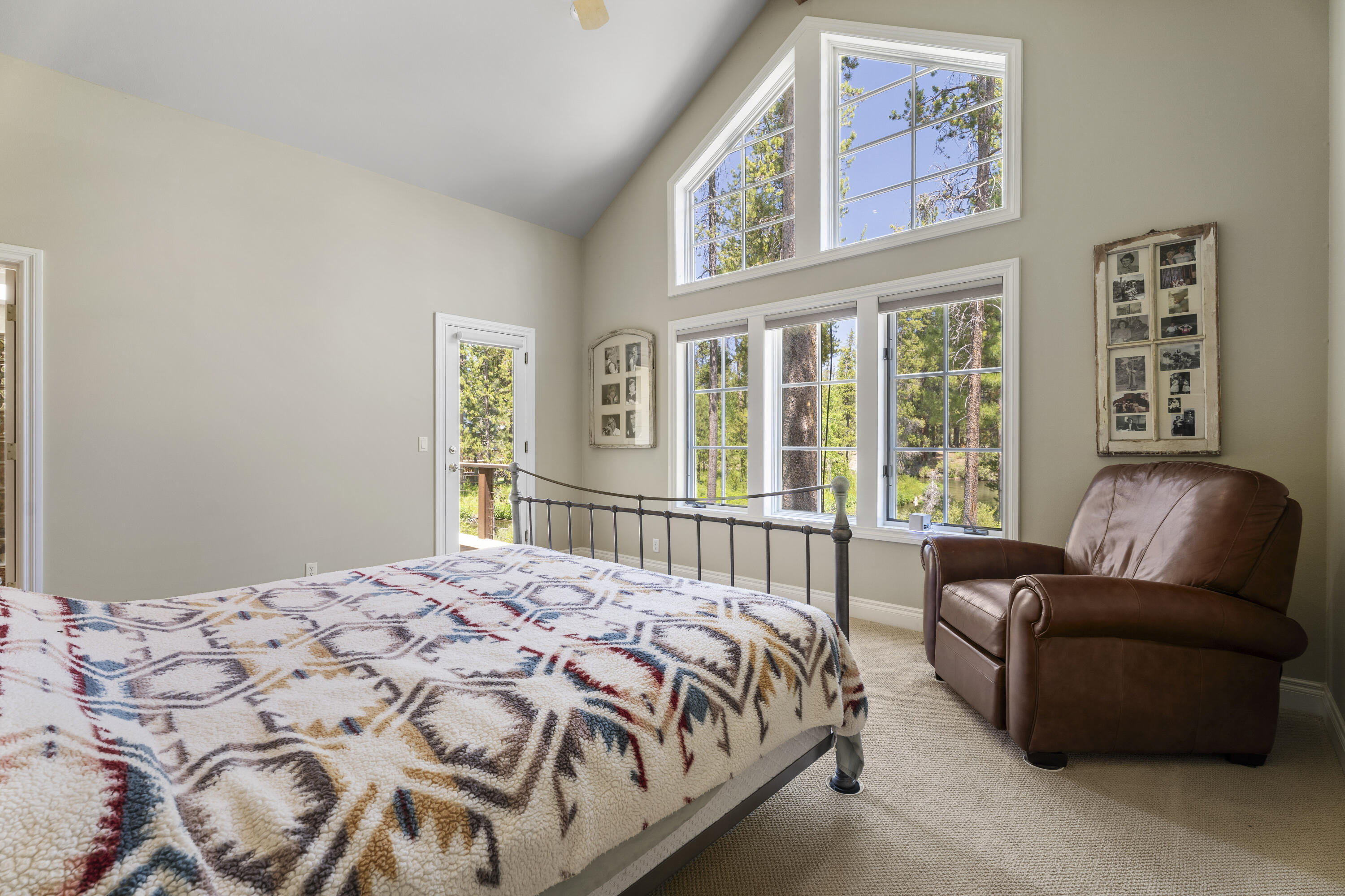 Fall River Estate - Residential