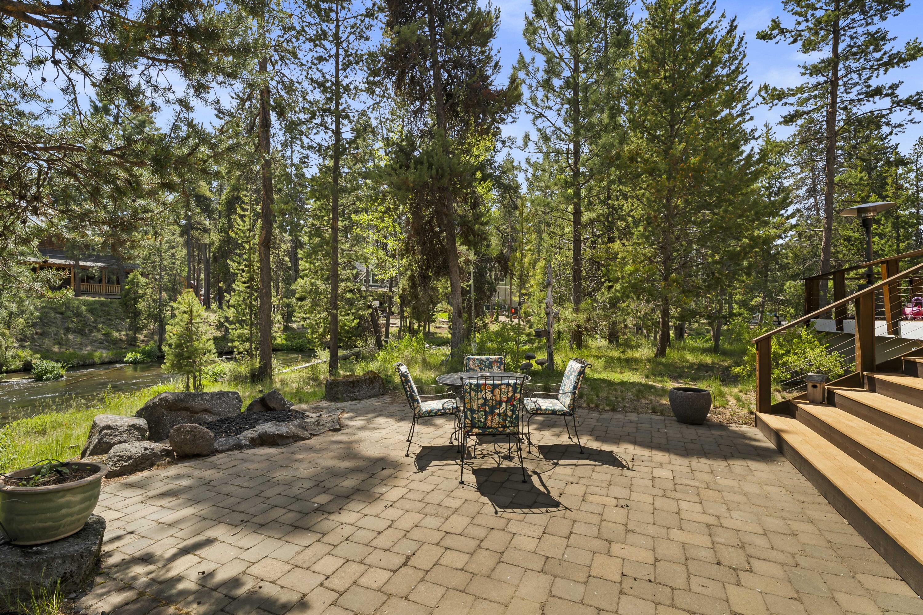 Fall River Estate - Residential