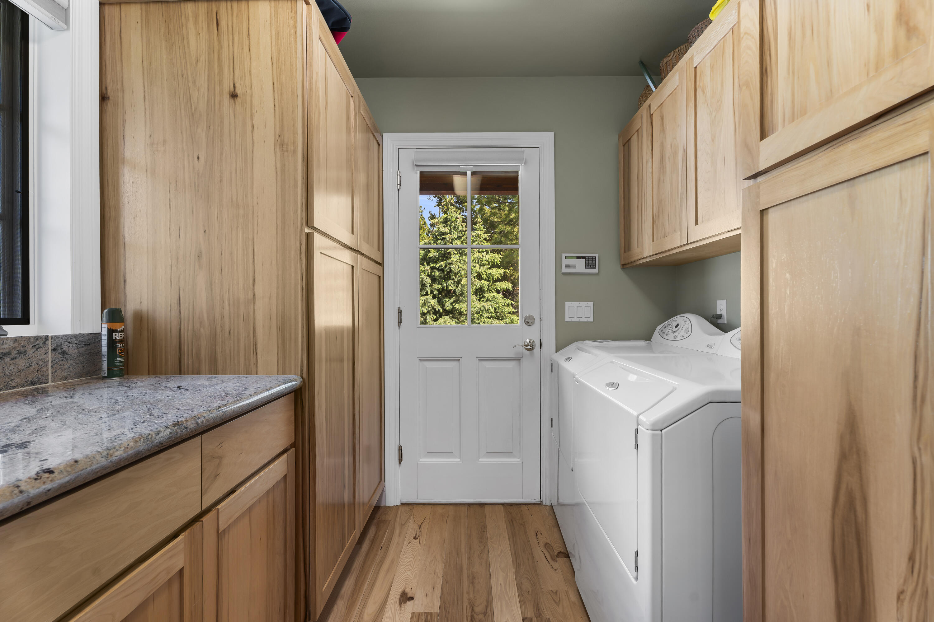 Fall River Estate - Residential