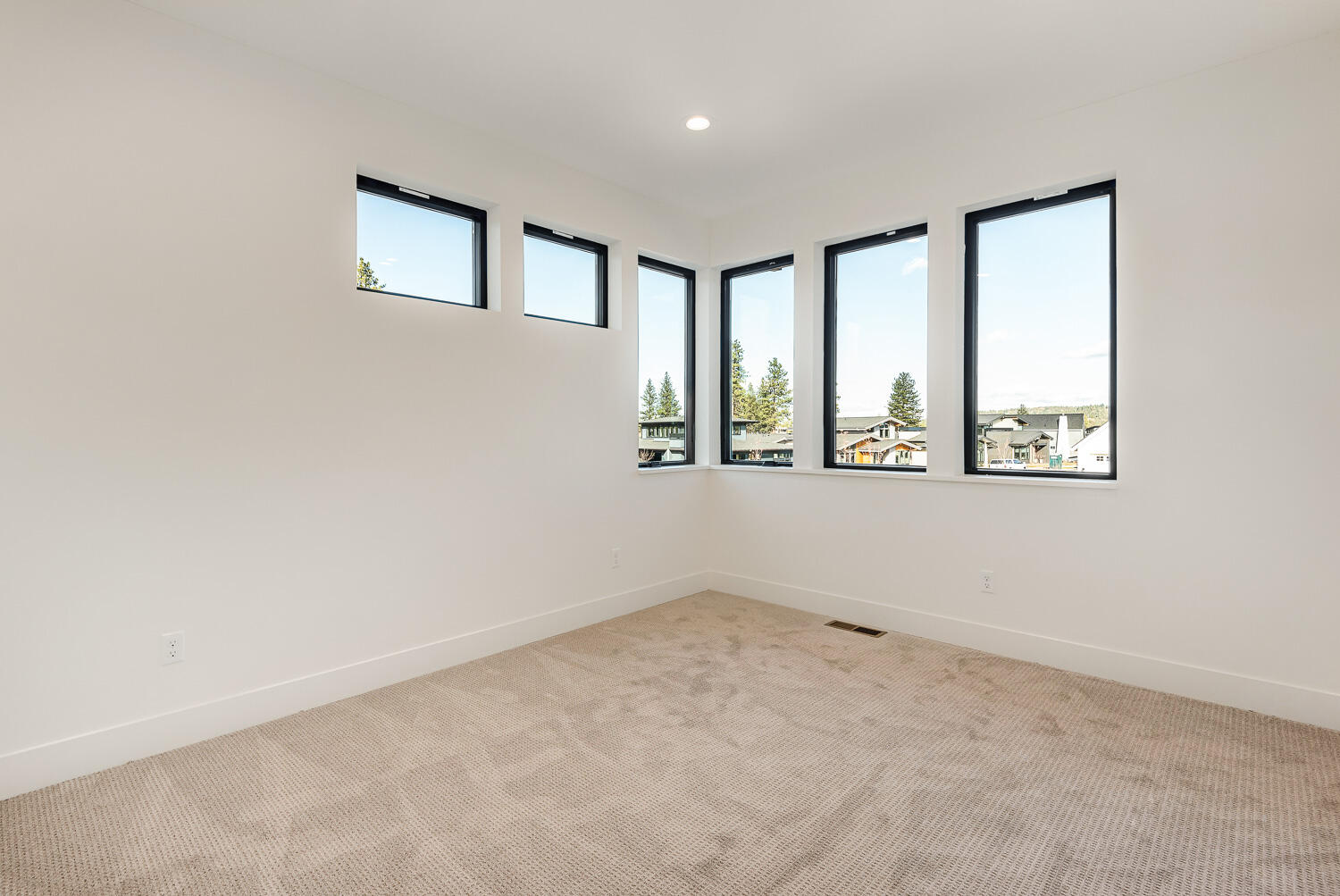 Discovery West Phase 5 - Residential