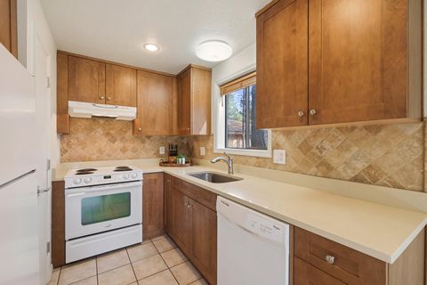 Tiny photo for 18075 Juniper Lane #13, Sunriver, OR 97707 (MLS # 220215562)