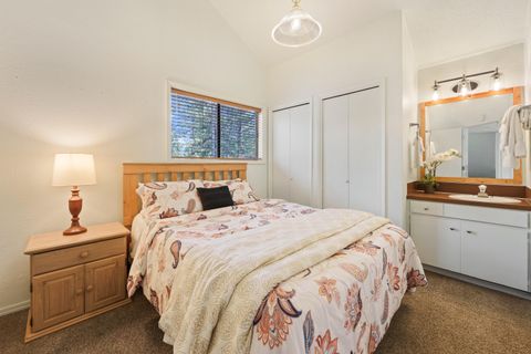 Tiny photo for 18075 Juniper Lane #13, Sunriver, OR 97707 (MLS # 220215562)