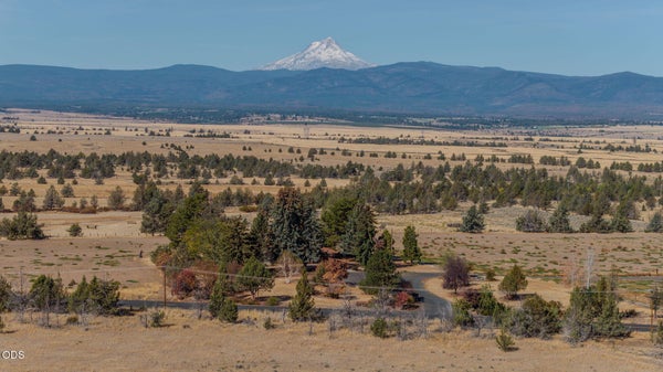 56120 JUNIPER FLAT RD, MAUPIN, OR 97037 - Image a7f1b20e1b956d8f0fae17a8ea3cc4b4/246748601