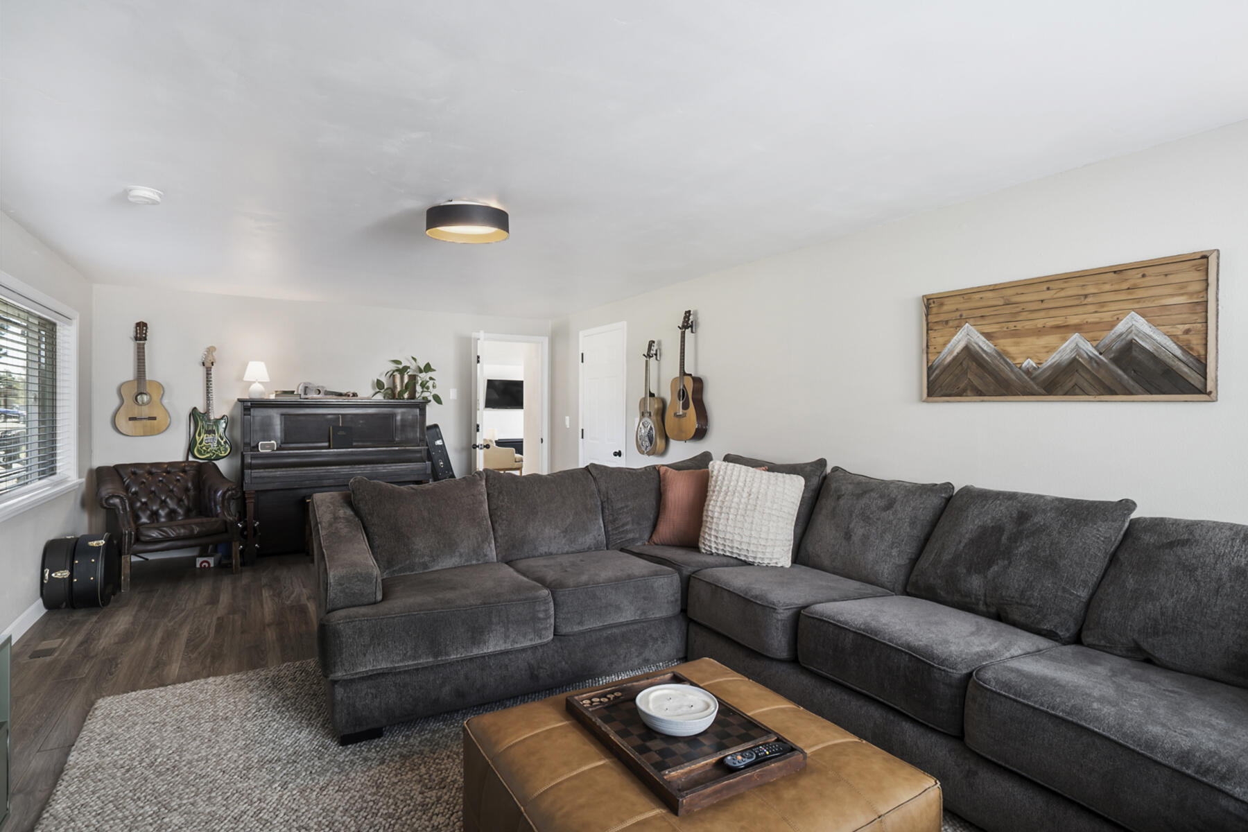 Glacier View - Residential