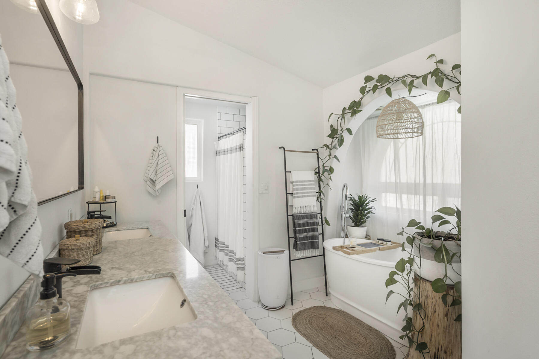 Glacier View - Residential