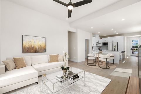 Tiny photo for 61127 NE Cobalt Street, Bend, OR 97701 (MLS # 220211211)