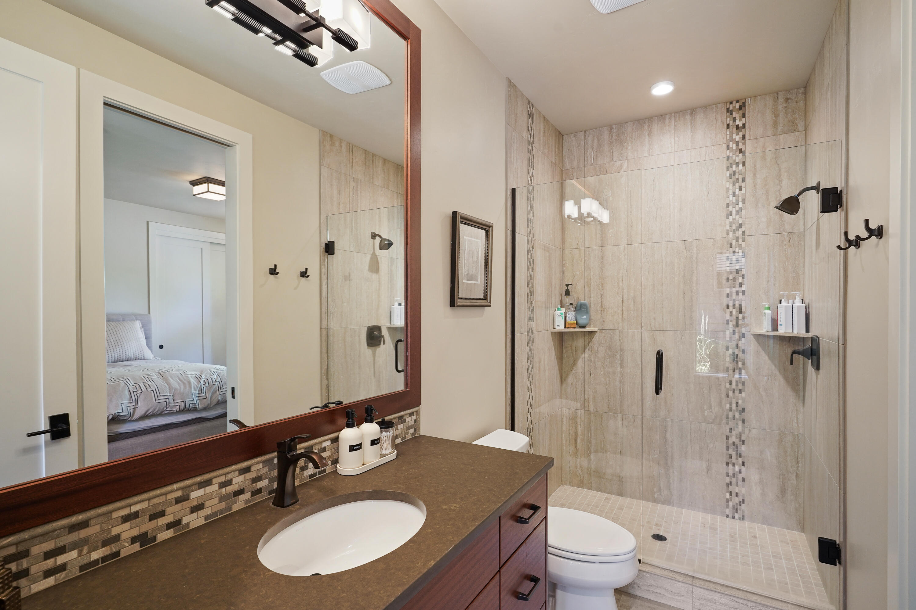 Broken Top - Residential