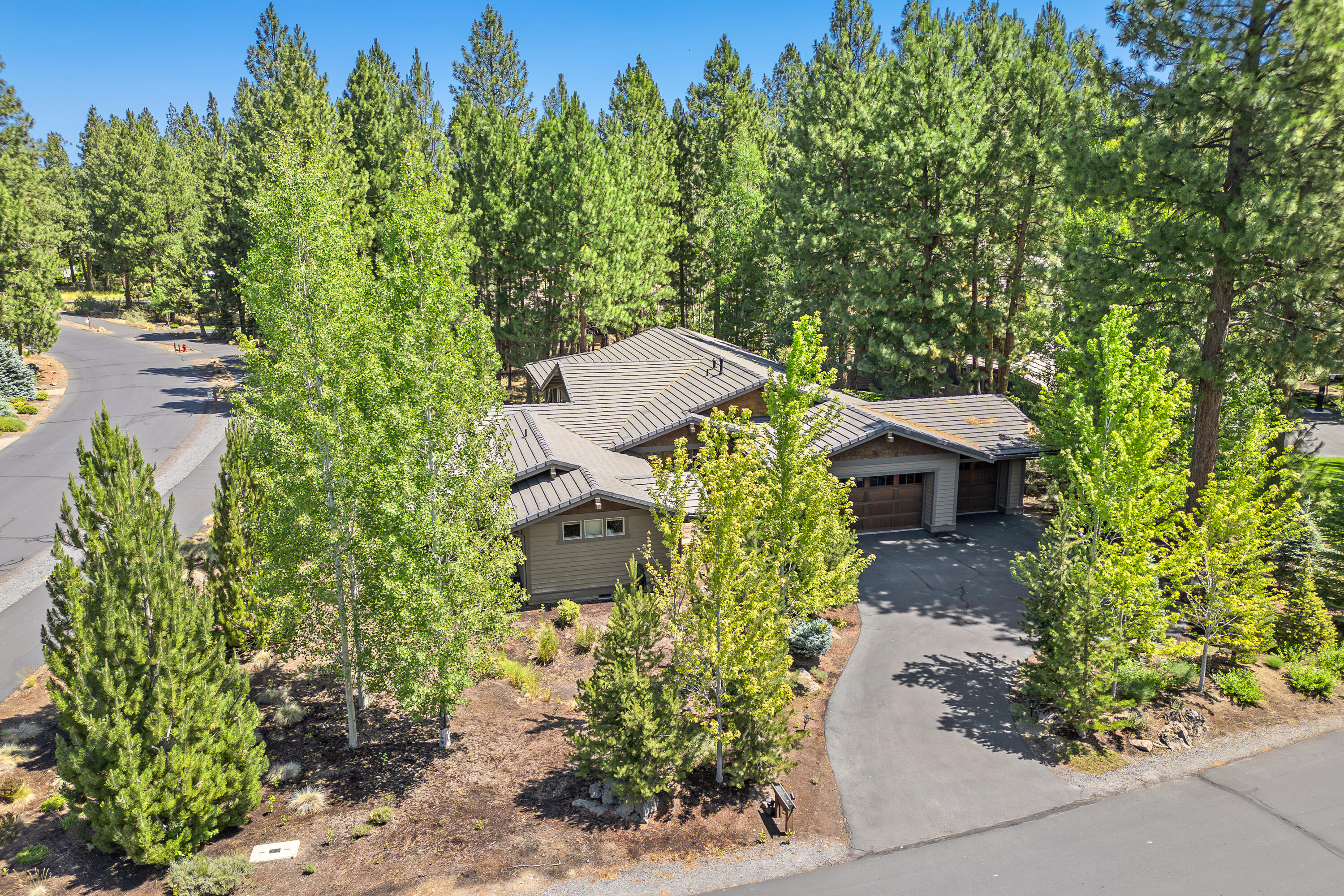 Broken Top - Residential