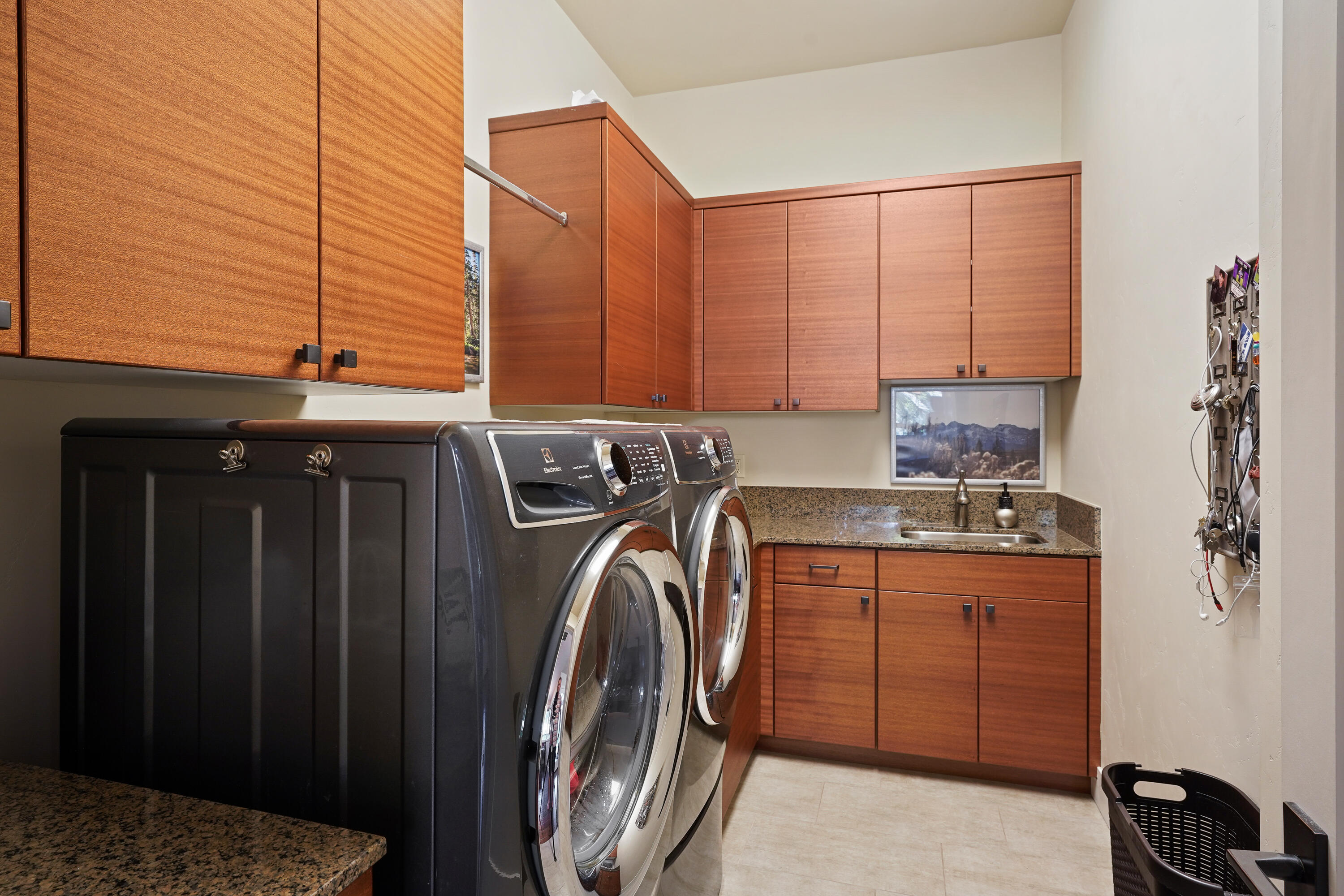 Broken Top - Residential