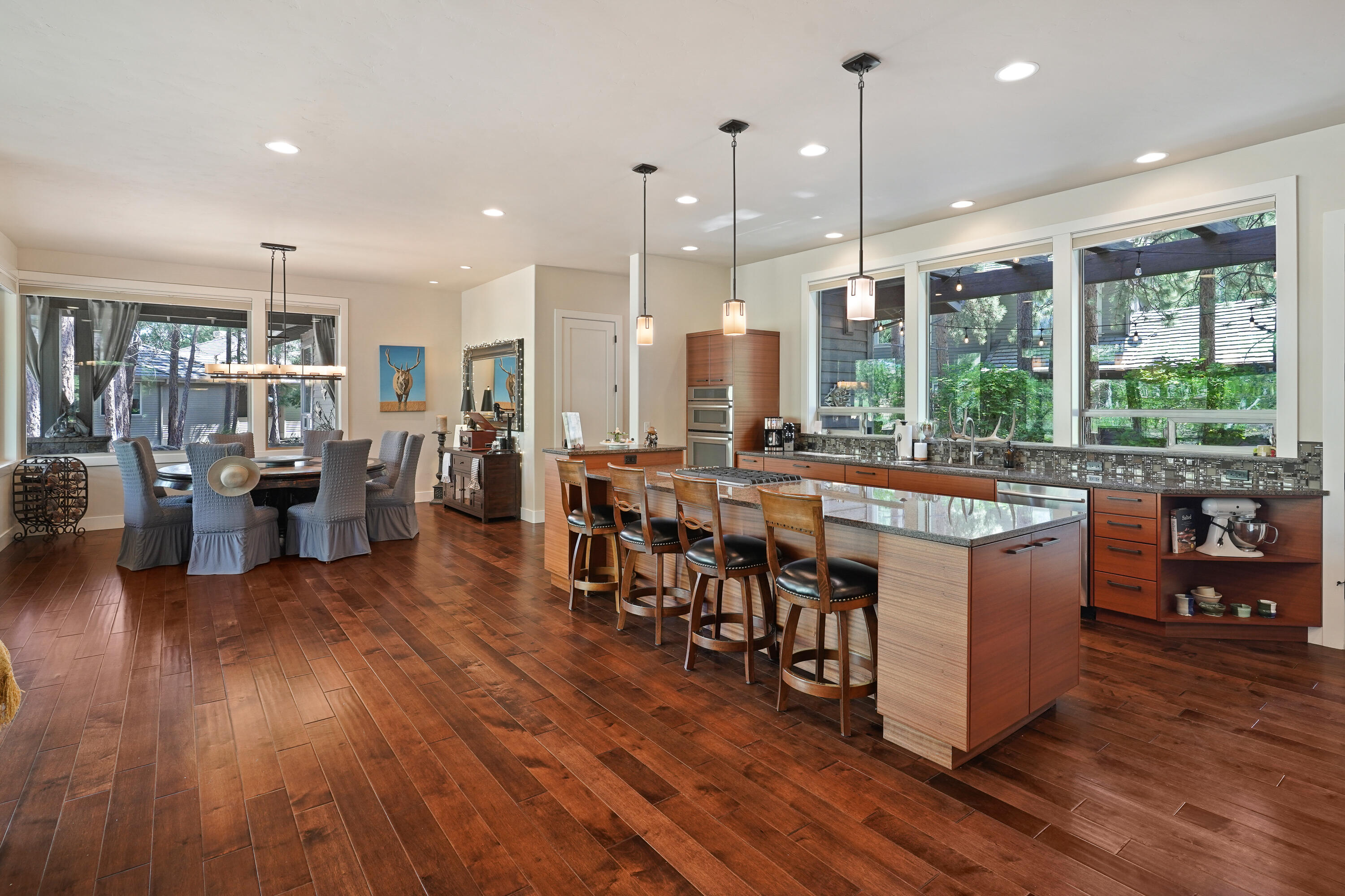 Broken Top - Residential