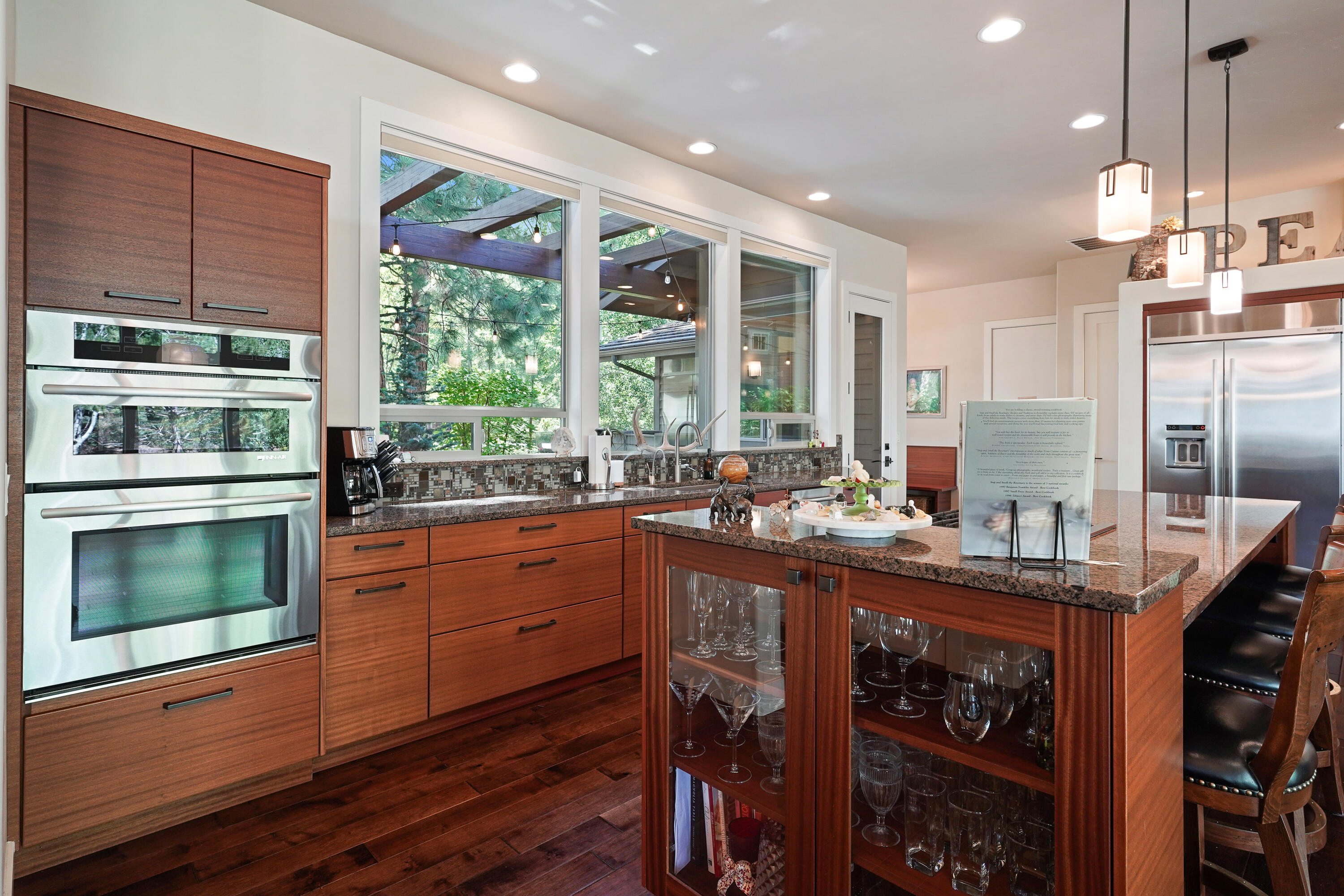 Broken Top - Residential