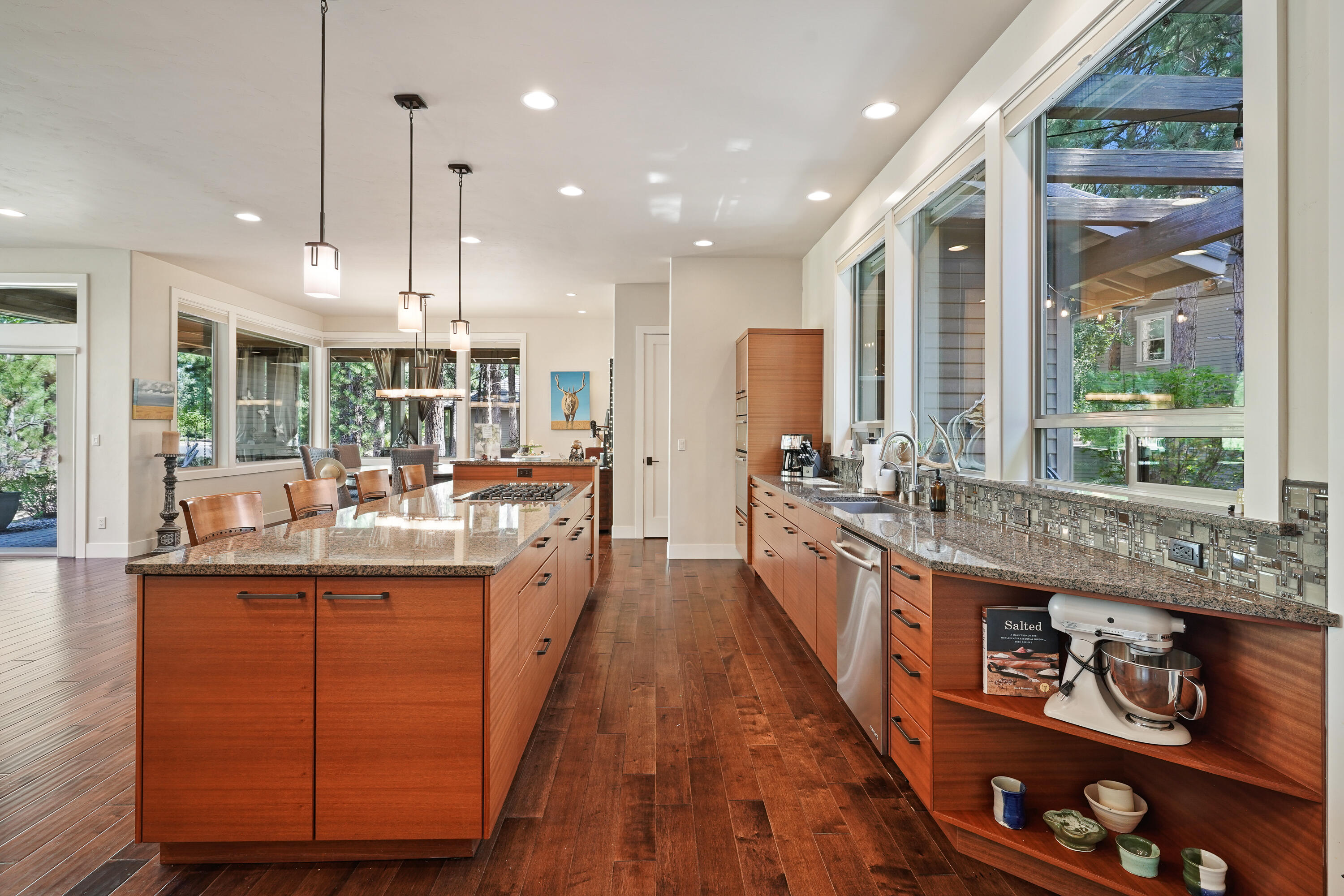 Broken Top - Residential