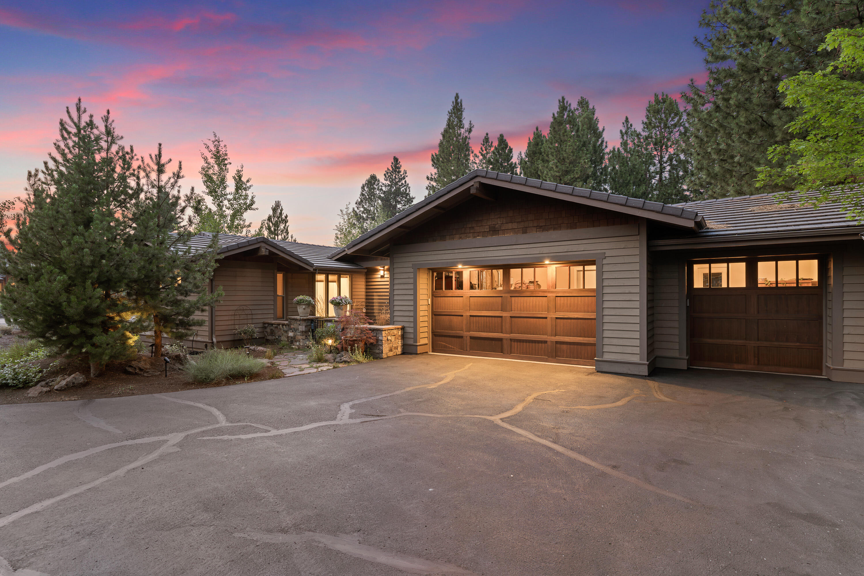 Broken Top - Residential