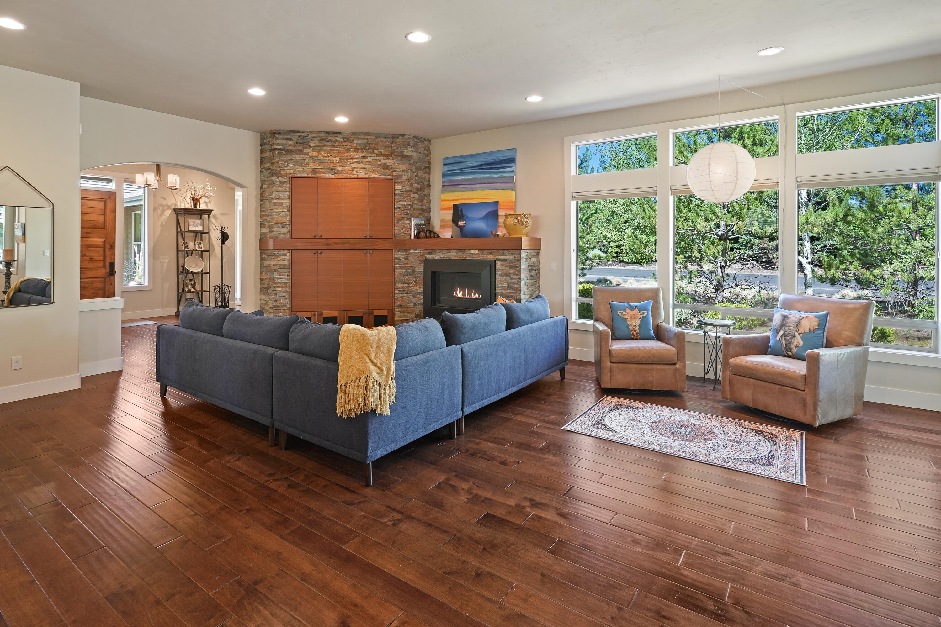 Broken Top - Residential