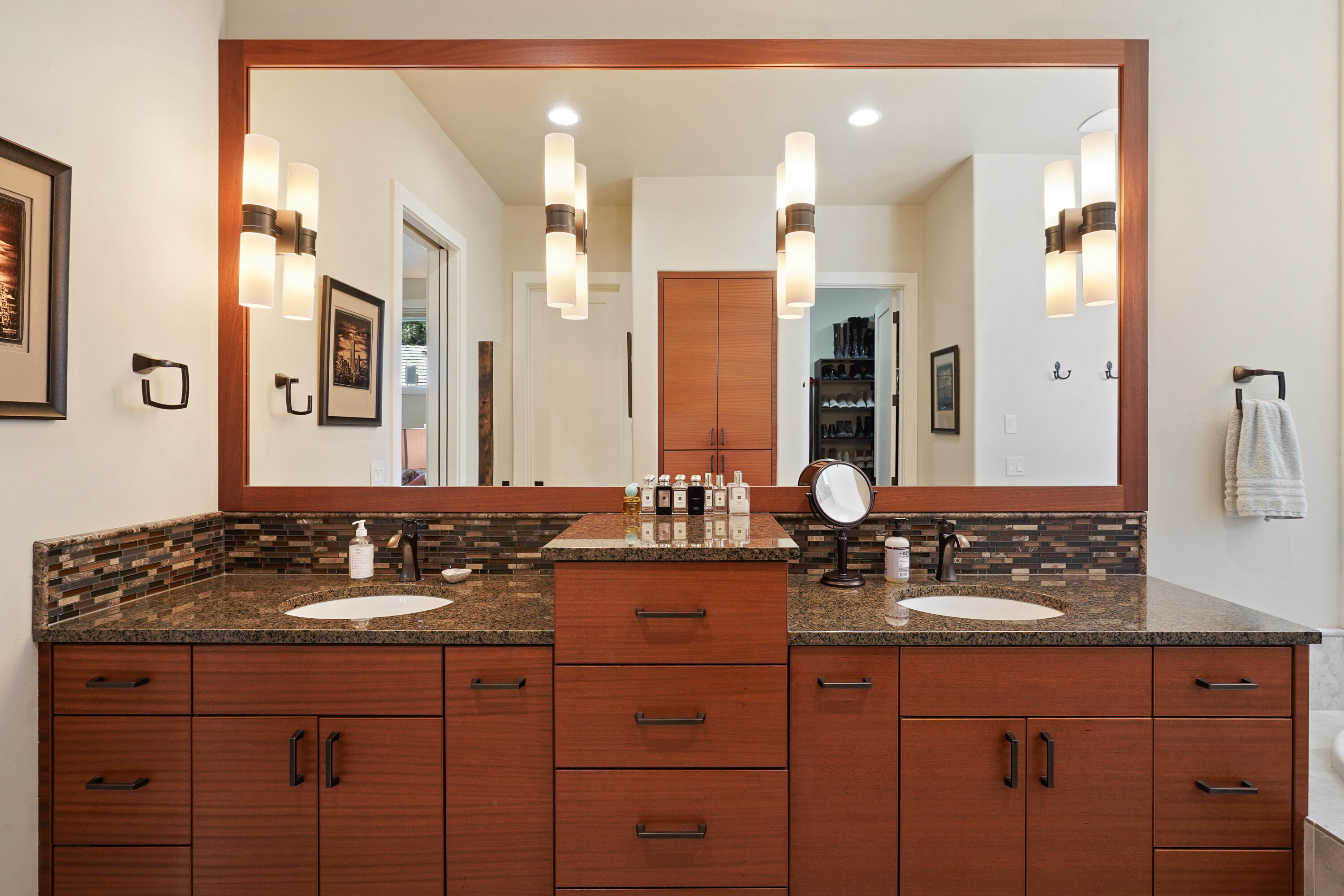 Broken Top - Residential