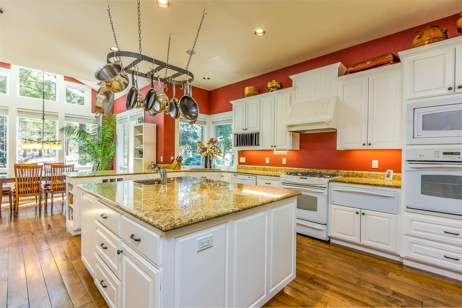 Fairway Point Villag - Residential