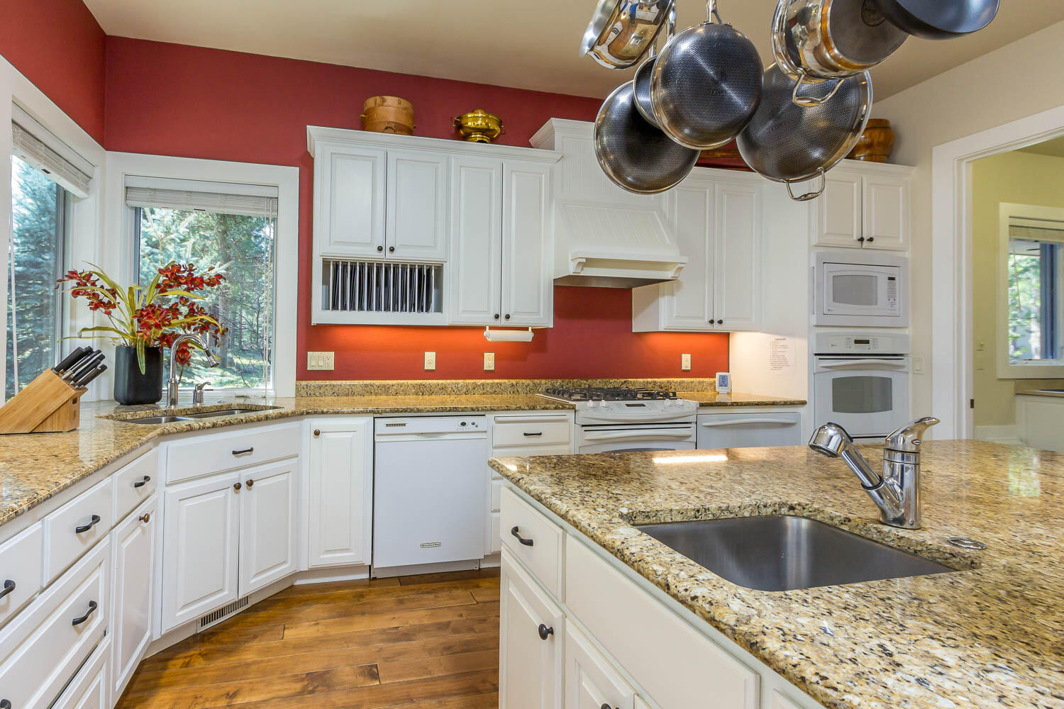 Fairway Point Villag - Residential