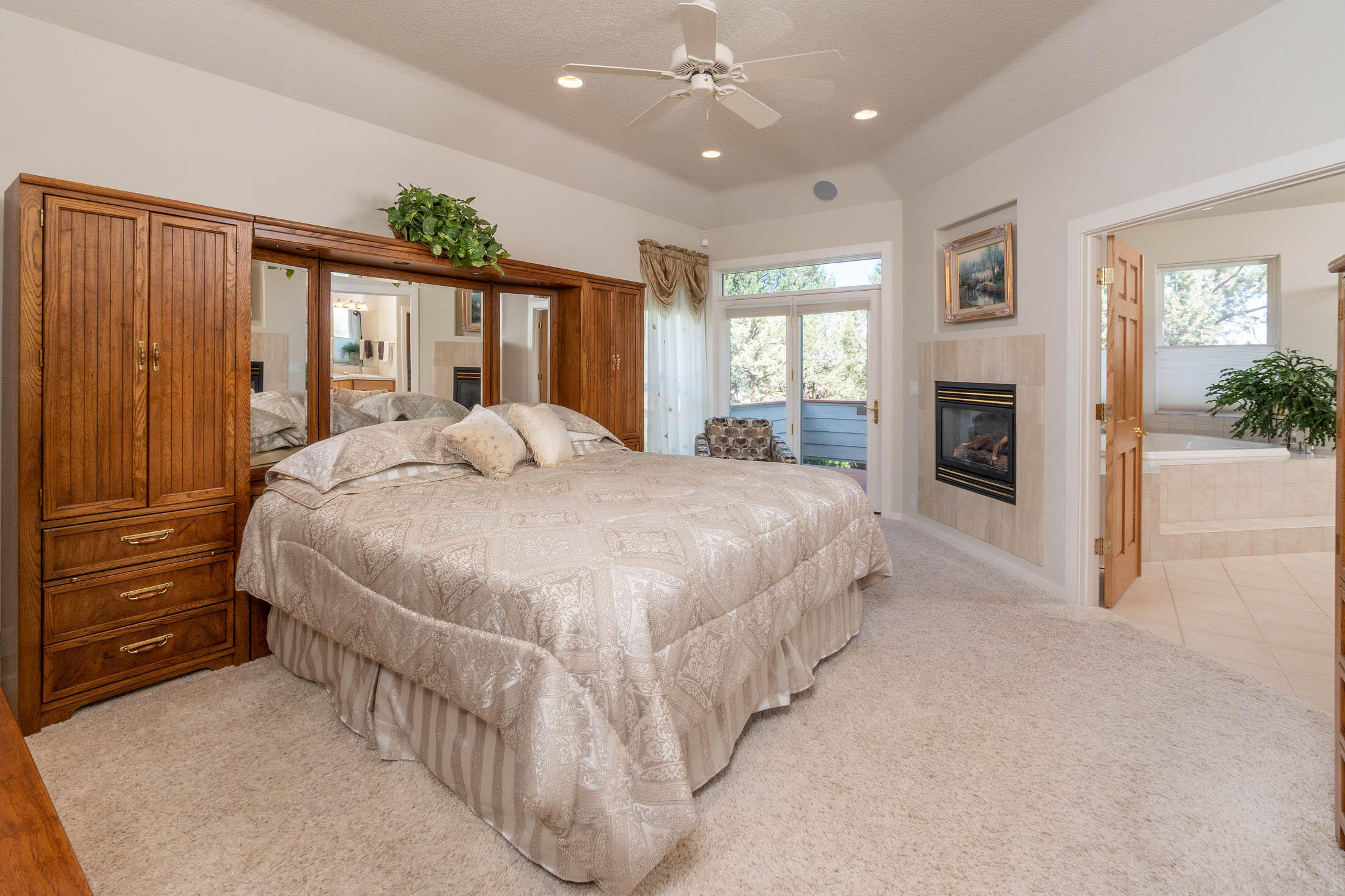 Mtn View Estate - Residential