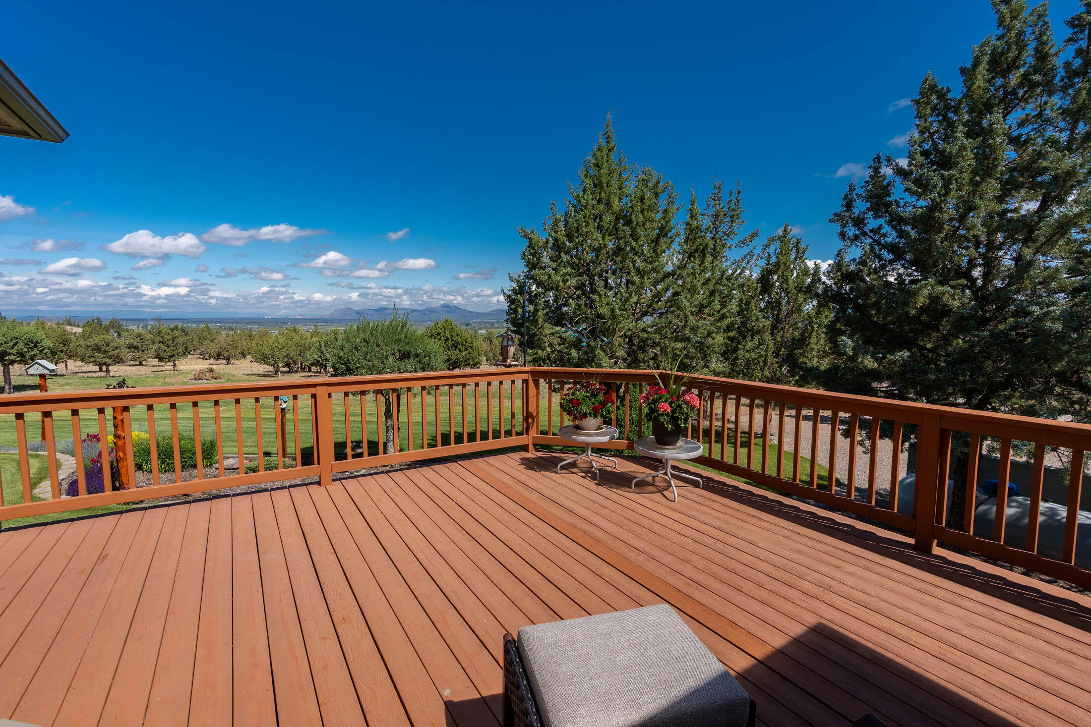 Mtn View Estate - Residential