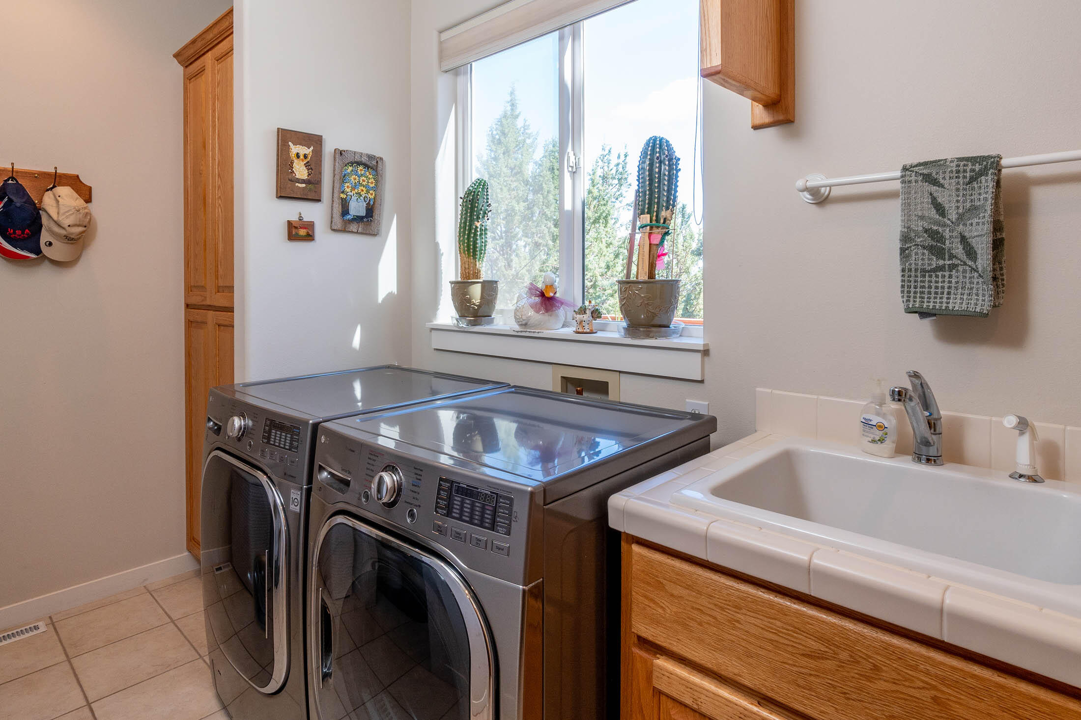 Mtn View Estate - Residential