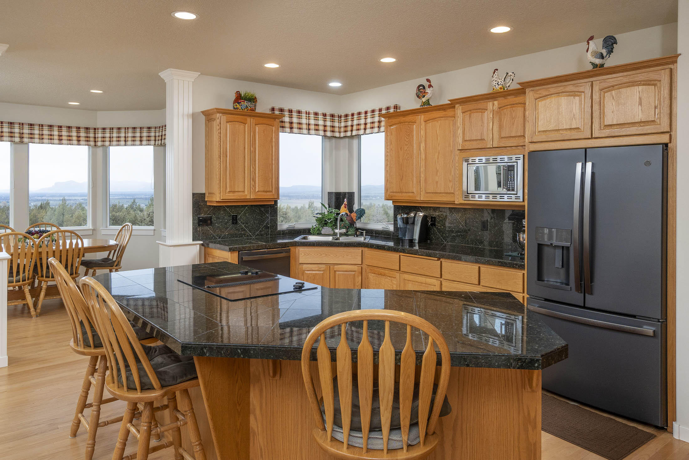 Mtn View Estate - Residential