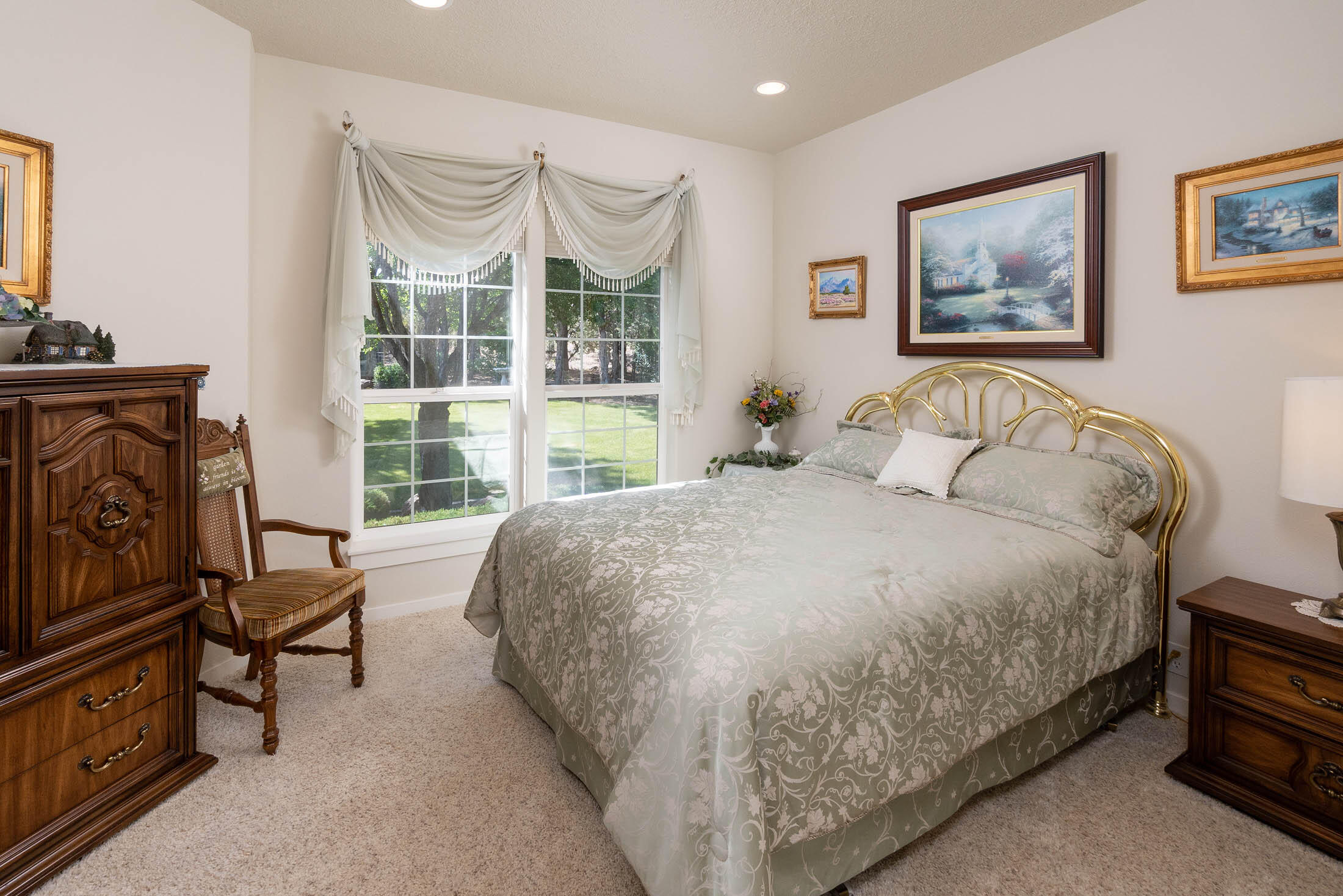 Mtn View Estate - Residential