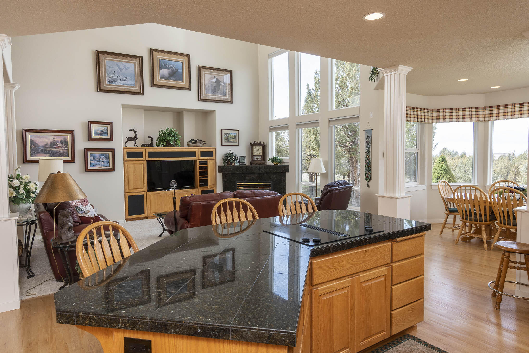 Mtn View Estate - Residential