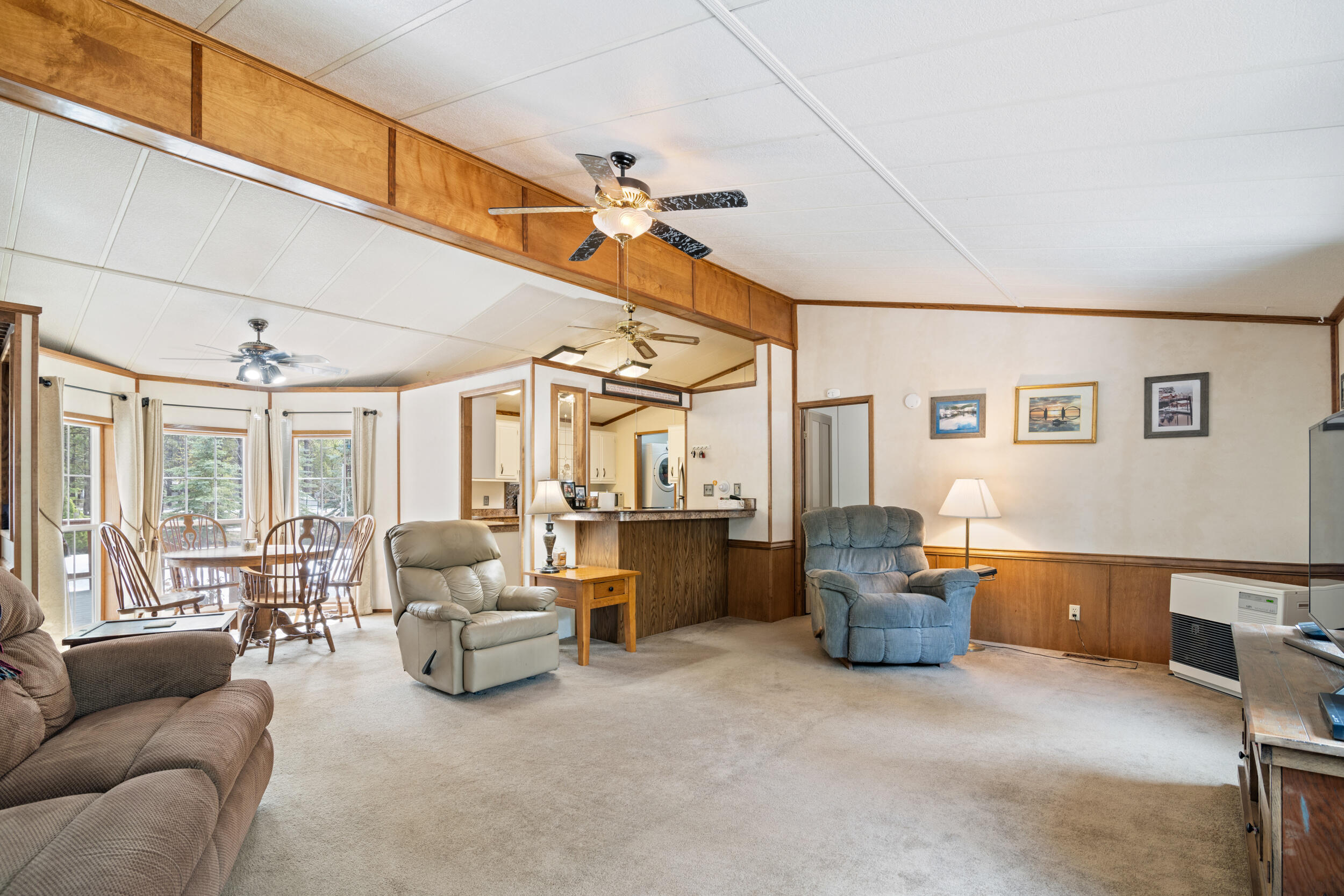 La Pine, Oregon 97739, United States, 3 Bedrooms Bedrooms, ,2 BathroomsBathrooms,Residential,Active,10673