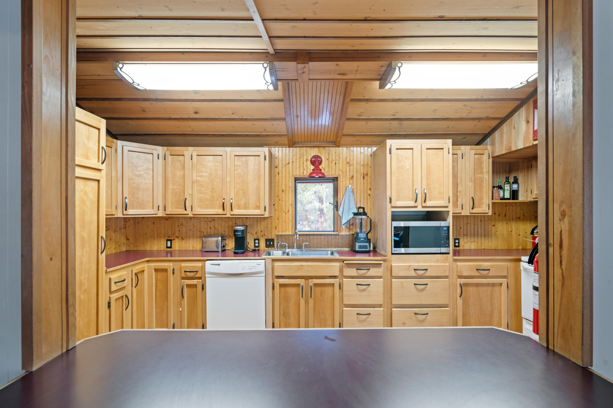 La Pine, Oregon 97739, United States, 3 Bedrooms Bedrooms, ,2 BathroomsBathrooms,Residential,Active,10673