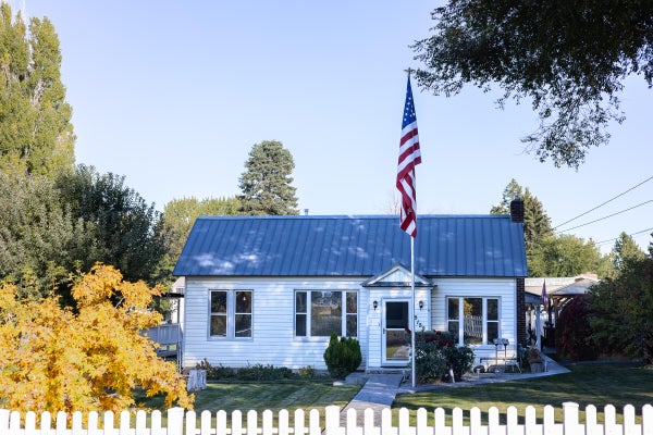 5151 SUMMERS LN, KLAMATH FALLS, OR 97603 - Image a814f2fd6a0e00f8d5386ad1f2a4409f/2509447235