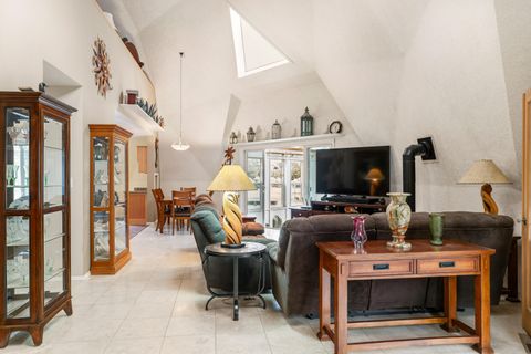 Tiny photo for 11487 SW Horny Hollow Trail, Terrebonne, OR 97760 (MLS # 220212463)