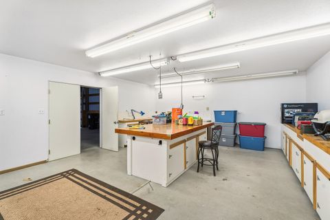 Tiny photo for 11487 SW Horny Hollow Trail, Terrebonne, OR 97760 (MLS # 220212463)