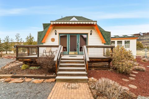 Tiny photo for 11487 SW Horny Hollow Trail, Terrebonne, OR 97760 (MLS # 220212463)