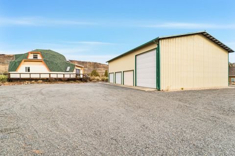 Tiny photo for 11487 SW Horny Hollow Trail, Terrebonne, OR 97760 (MLS # 220212463)