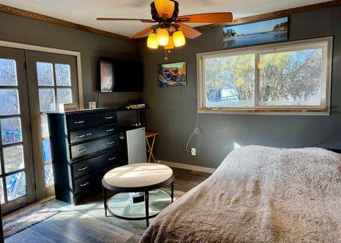 Tiny photo for 1604 Etna Street, Klamath Falls, OR 97603 (MLS # 220215832)